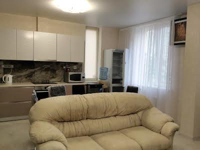 квартира за адресою Регенераторна вул., 4