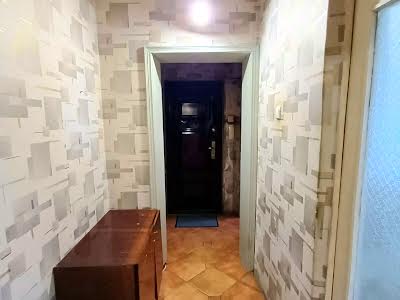 квартира за адресою Володимира Івасюка просп. (Героїв Сталінграду), 61