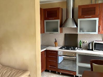 квартира за адресою Машинобудівна вул., 34