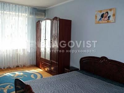 квартира по адресу Анны Ахматовой ул., 35