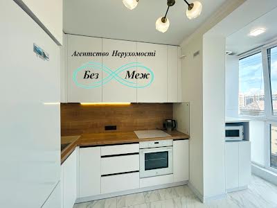 квартира по адресу с. Софиевская борщаговка, Молодіжна ул., 4