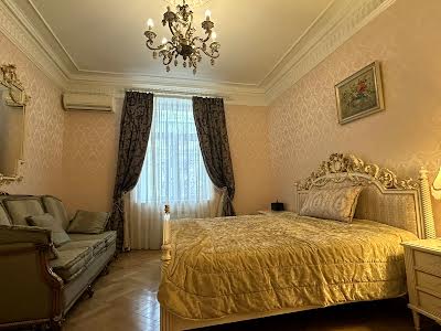 квартира за адресою Пилипа Орлика вул., 6