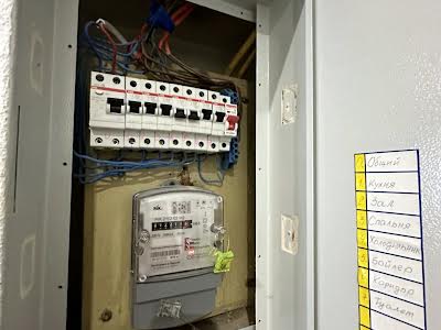 квартира за адресою Новодарницька вул., 14