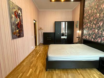 квартира за адресою Лютеранська вул., 4