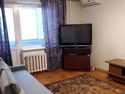квартира за адресою Щорса, 33