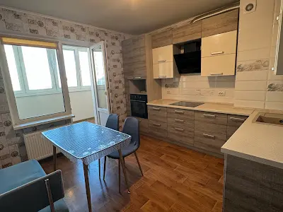 квартира за адресою Сергія Данченка вул., 3
