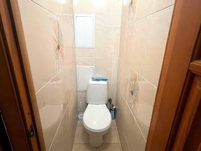 квартира за адресою Академіка Булаховського вул., 22