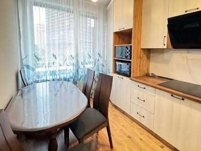 квартира по адресу Академика Заболотного ул., 1