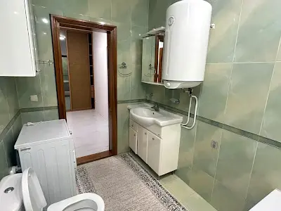 квартира за адресою Раїси Окіпної вул., 8