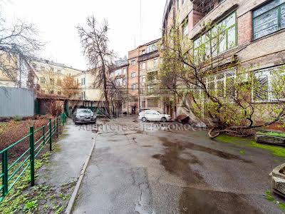 квартира за адресою Велика Житомирська вул., 17
