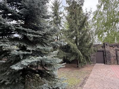 будинок за адресою с. Малютянка, травнева, 11