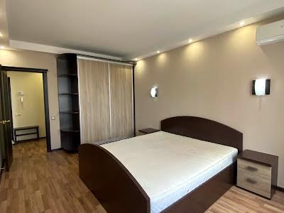 квартира за адресою Райдужний масив вул., 10б, 10в
