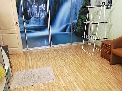 квартира за адресою Черняхівського вул., 28