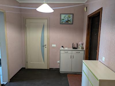 квартира за адресою Драгоманова вул., 1-Б