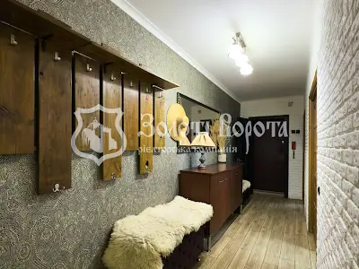 квартира за адресою Прирічна вул., 17-Д