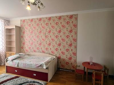 квартира за адресою Драгоманова вул., 40-З