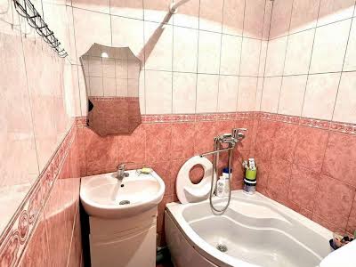 квартира за адресою Світла вул., 45