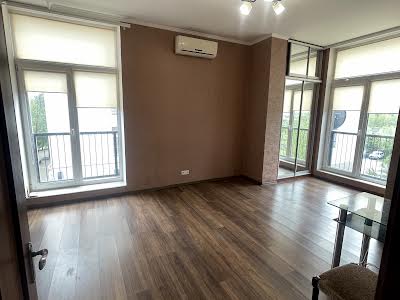 квартира за адресою с. Білогородка, Михайла Величка вул., 3
