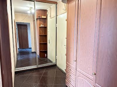 квартира по адресу Олены Пчилки ул., 4