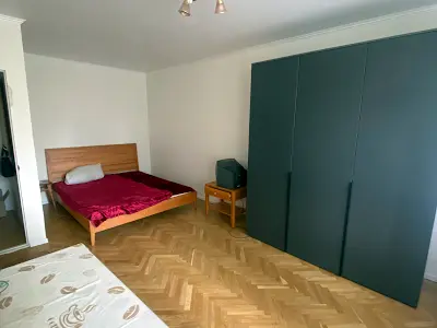 квартира за адресою Київ, Родини Глаголєвих вул. (Академіка Грекова), 15А