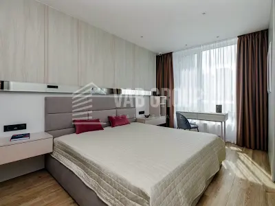 квартира за адресою Салютна вул., 2к10