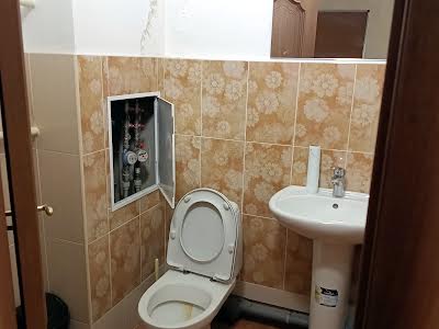 комерційна за адресою Петра Григоренка просп., 15