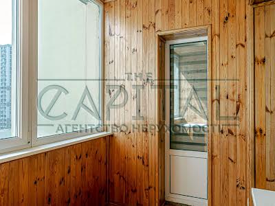 квартира за адресою Андрія Верхогляда вул. (Михайла Драгомирова), 4