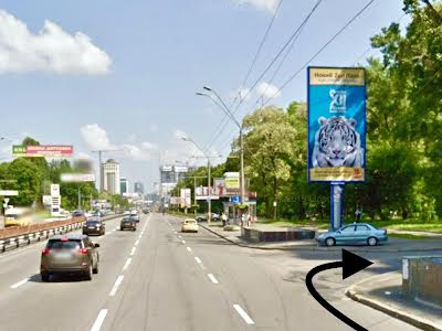 комерційна за адресою Академіка Янгеля вул., 2