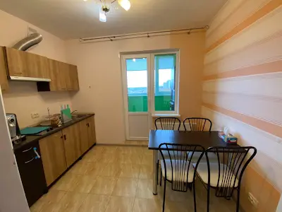 квартира за адресою Милославська вул., 2