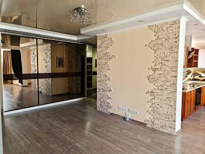 квартира за адресою Пономарьова вул., 26