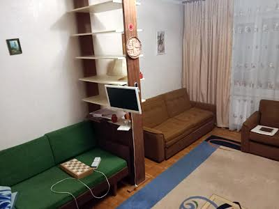 квартира за адресою Архітектора Ніколаєва вул., 15