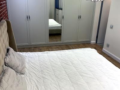 квартира за адресою Амвросія Бучми бульв., 2
