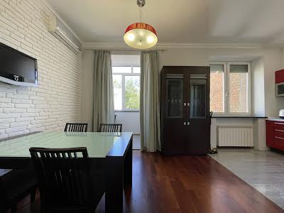 квартира за адресою Волоська вул., 46
