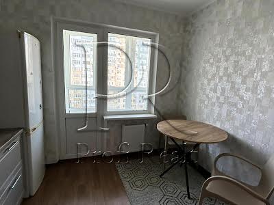 квартира за адресою Софії Русової вул., 7