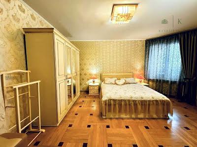 квартира за адресою Гольдбергівська вул. (1-ї Кінної Армії), 9