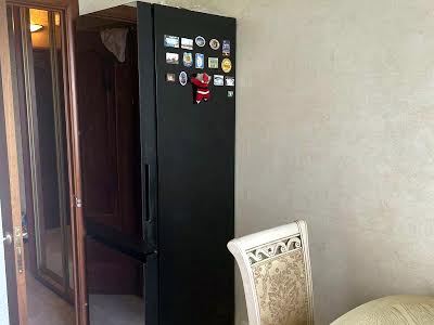 квартира за адресою Київ, Дарницький бульв., 7