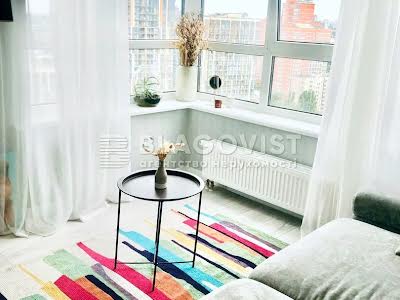 квартира за адресою Джона Маккейна вул. (Івана Кудрі), 7