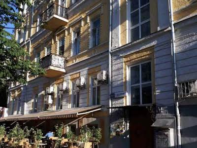 комерційна за адресою Богдана Хмельницького вул., 29