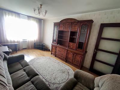 квартира за адресою Свободи просп., 30А