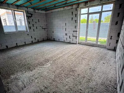 будинок за адресою смт. Гостомель, Дніпровська вул. (Калініна), 153А