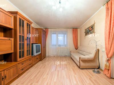 квартира за адресою Каденюка вул., 26б
