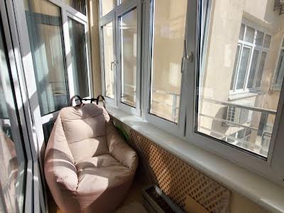 квартира за адресою Митрополита Василя Липківського вул. (Урицького), 37-В