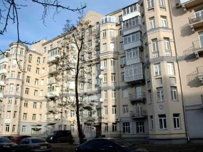 квартира за адресою Будівельників вул., 30