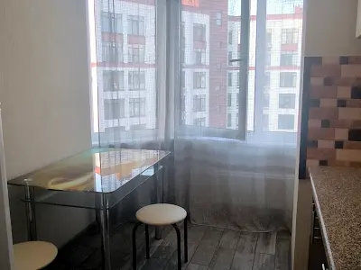 квартира по адресу с. Петропавловская борщаговка, Садовая ул., 51-Б