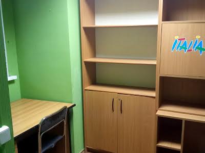 коммерческая по адресу Михаила Грушевского ул., 28/2