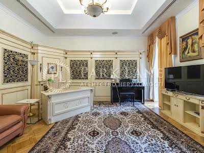 квартира по адресу Малая Житомирская ул., 5