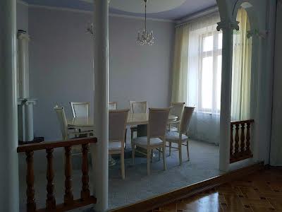 квартира за адресою Чернышевская, 4