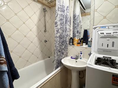 квартира за адресою Сулеймана Стальського вул., 6