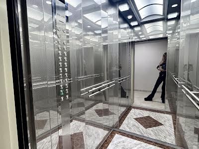 квартира за адресою Михайла Максимовича вул. (Онуфрія Трутенка), 24-Б