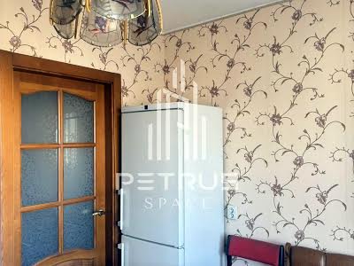 квартира по адресу Ларисы Руденко ул., 5
